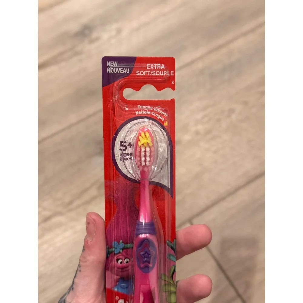 Colgate Trolls Kids Toothbrush Extra Soft Pink‎ Manual Suction Cup Base Ages 5+